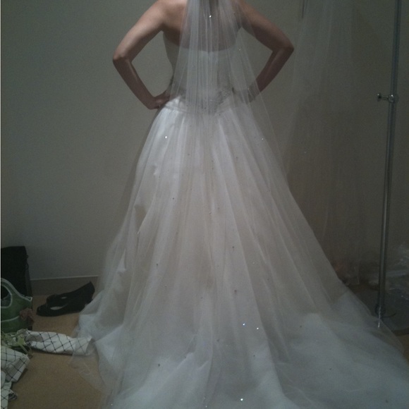 2010 Kenneth Pool size 12 for sale, bustles as shown (fits more like an 8/10) - Picture 10 of 13